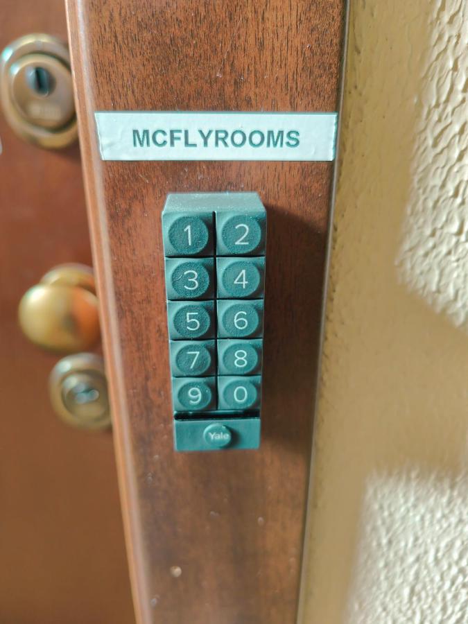 Mc Fly Rooms Malpensa Airport Gallarate Eksteriør billede