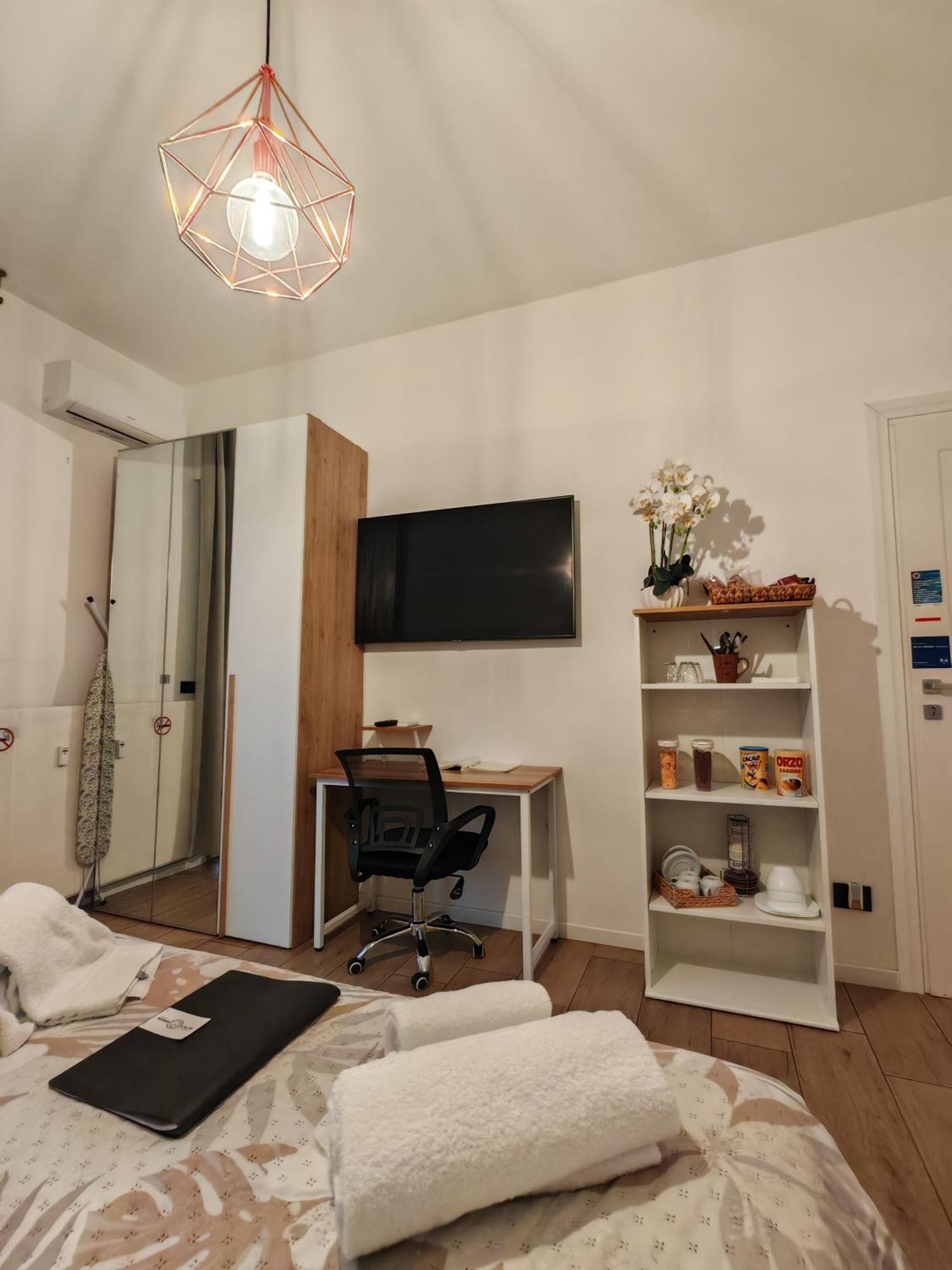 Mc Fly Rooms Malpensa Airport Gallarate Eksteriør billede